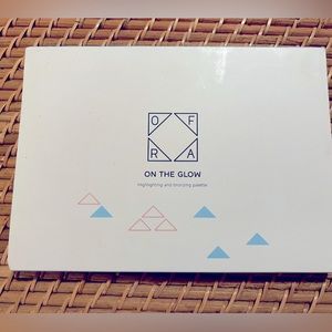 NIB OFRA PRO PALETTE - ON THE GLOW